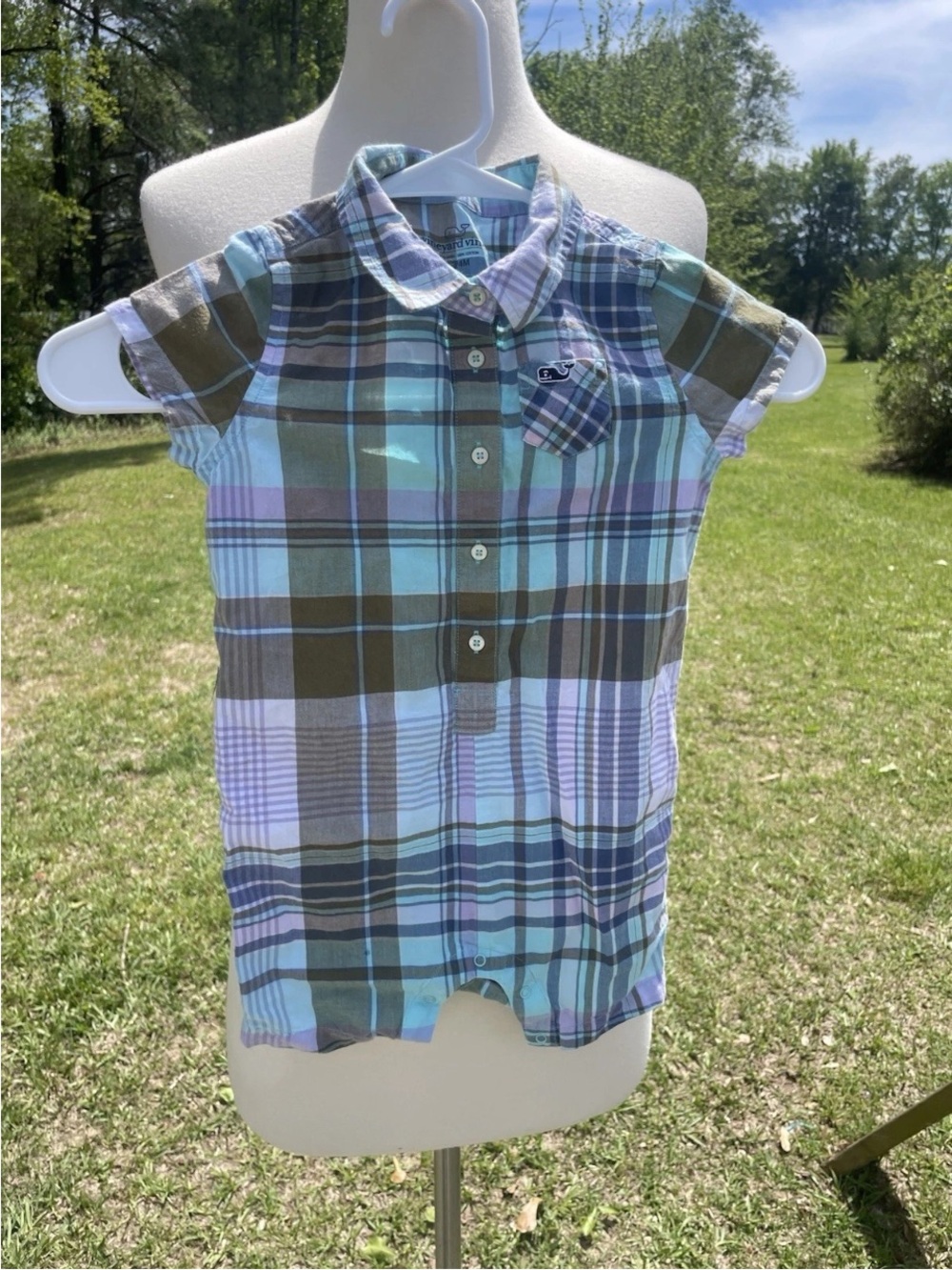 Vineyard Vines Plaid Short-Sleeve Button-Up onesie Size 18-24 month